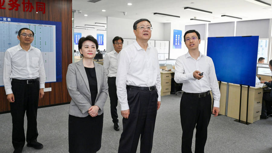 更好赋能上海“五个中心”和现代化建设！陈吉宁调研区块链创新工作推进情况
