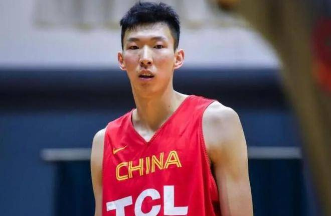 周琦加盟北京首钢？悬念揭晓，翟小川喊话，名记透露最新情况