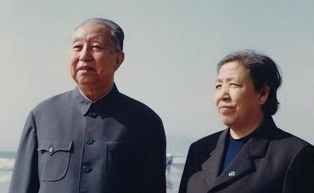 华国锋的妻子韩芝俊：年过九旬仍坚守丈夫遗愿的守护者