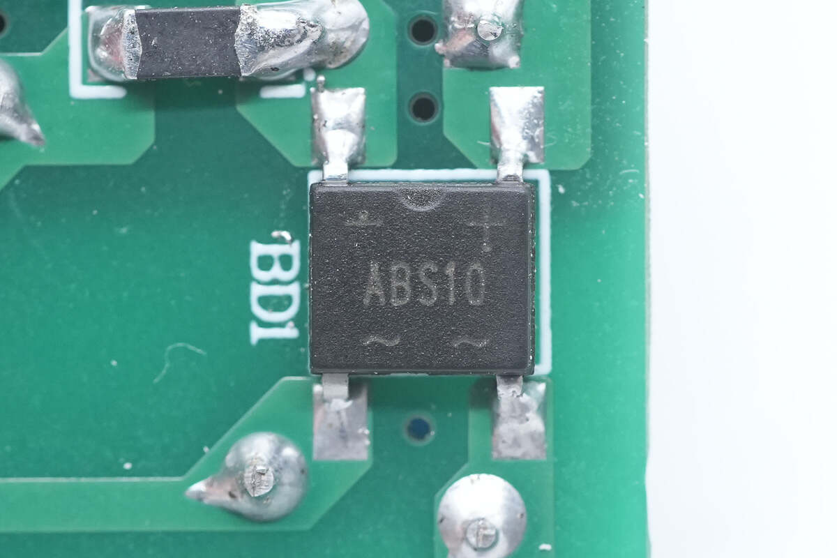华众芯微5V4.8A多口demo方案解析