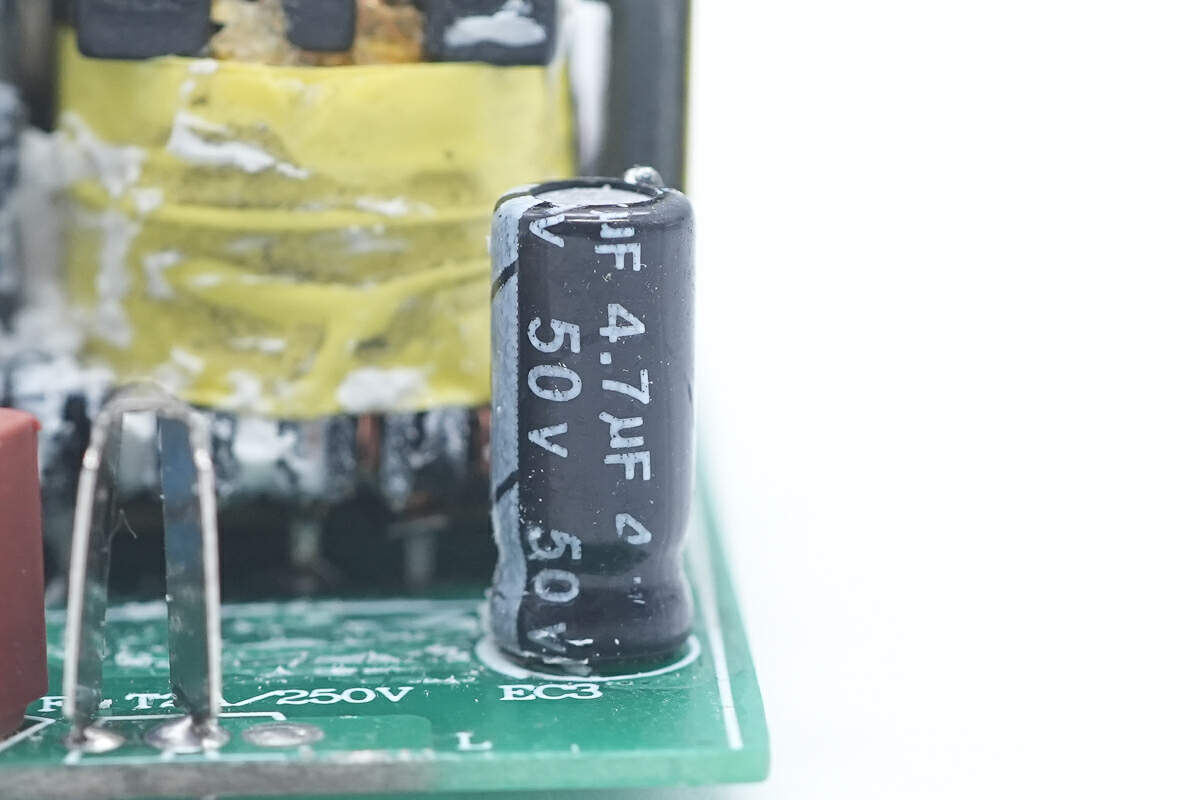 华众芯微5V4.8A多口demo方案解析