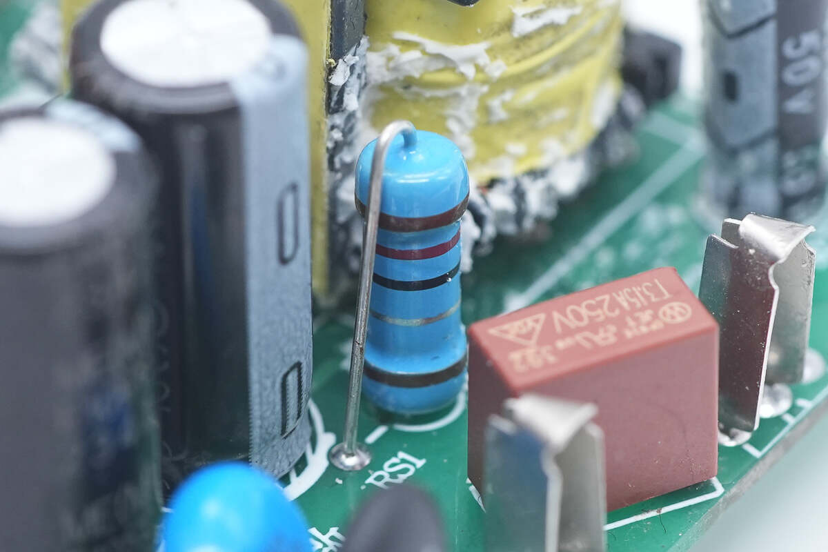 华众芯微5V4.8A多口demo方案解析