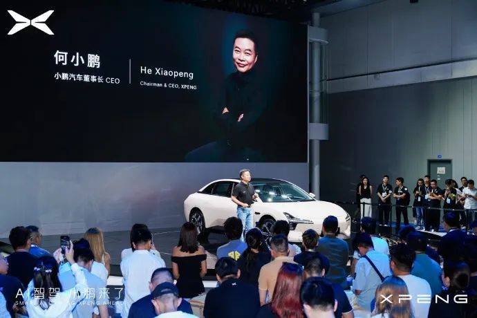 小天才手表称「中国人最不诚实」，家长怒砸/苹果 AI 取消地区限制，国行除外/米哈游创始人：AI 颠覆游戏开发，劝普通从业者转行