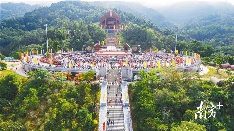 三月三！来五指山！