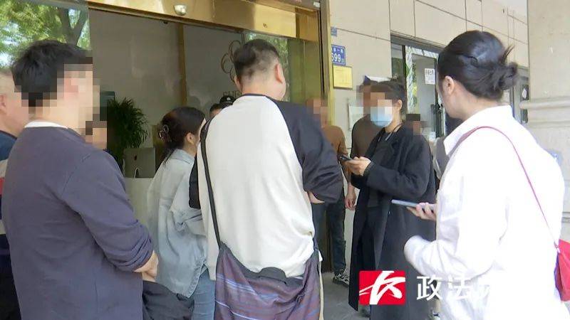长沙一女子做“私密修复”后昏迷超90小时仍未醒，是三个孩子的妈妈，公安、卫健已介入